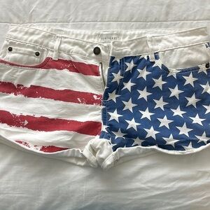 Forever 21 Women’s White Denim Shorts w/ Red, White, & Blue Detail - Size 30